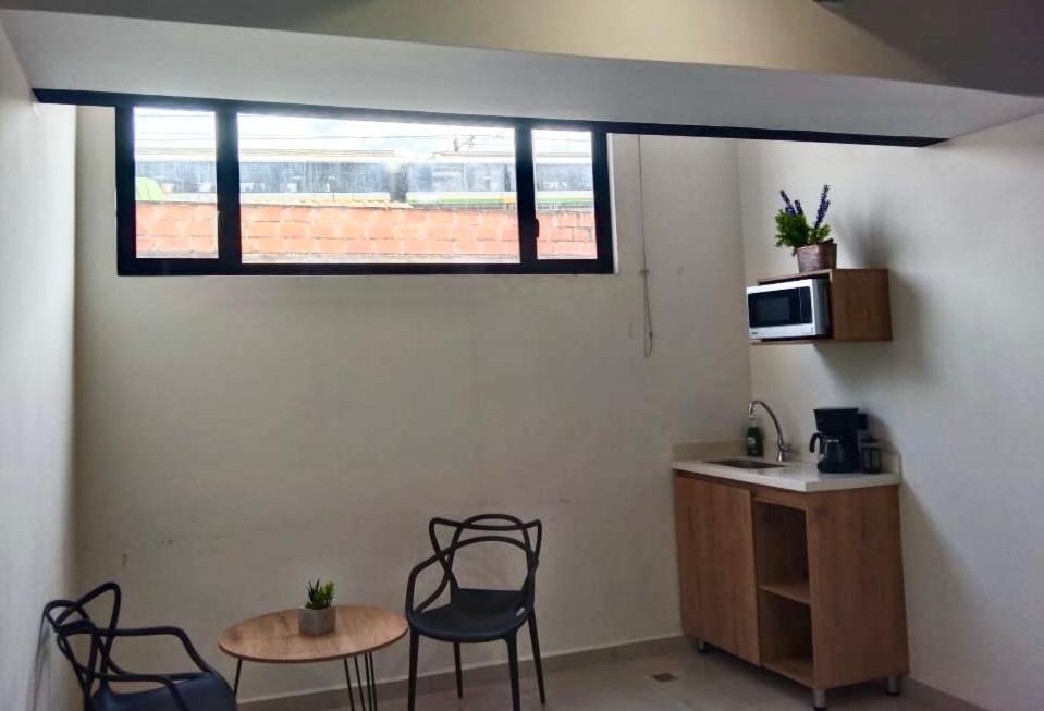 Nook Apartamentos En El Corazon De Medellín Zewnętrze zdjęcie